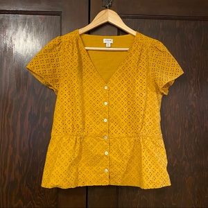 Jcrew summery yellow puff short sleeve eyelet top